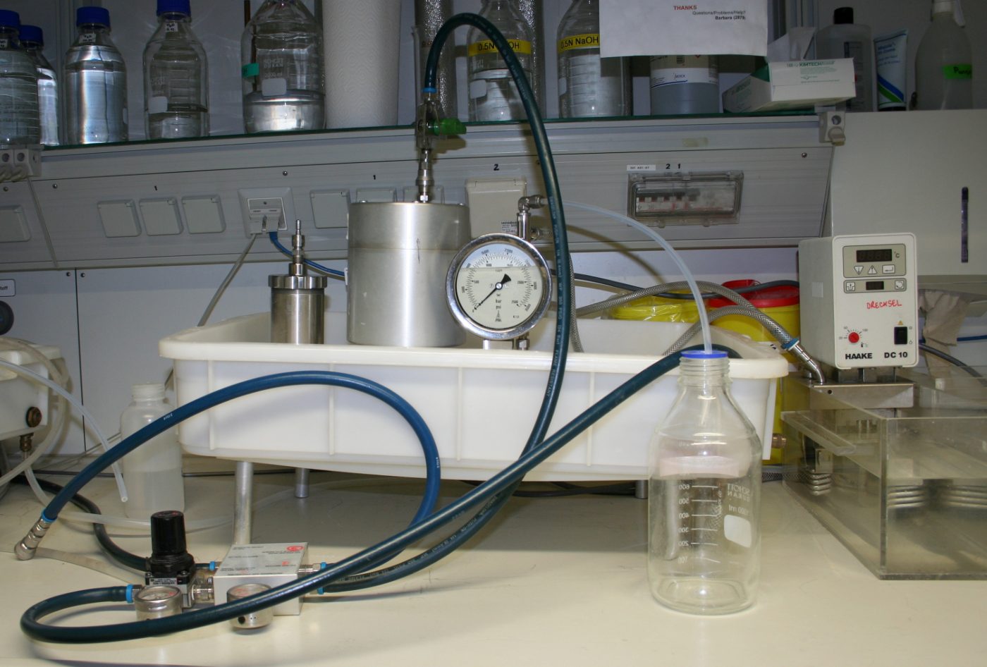 LabTIE bead dispenser loading grinding beads for homogenization
